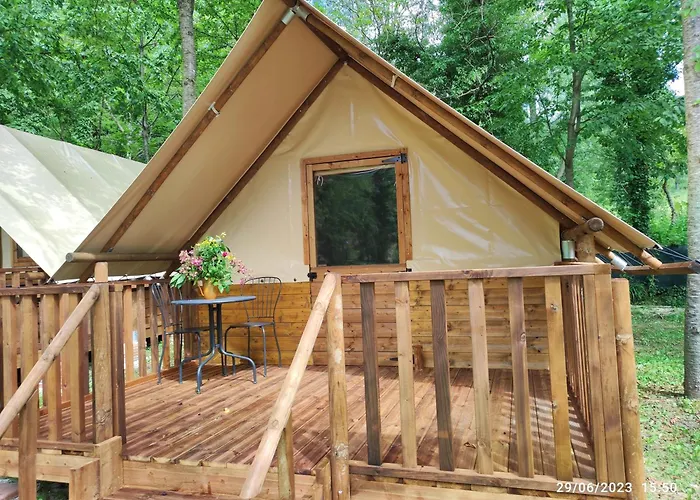 Saecula Natural Village Experience